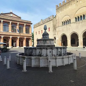 Appartamento In Piazza Cavour Centro Storico