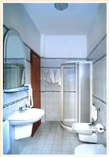 Hotel Ambra Ρίμινι 3*,  Ιταλία